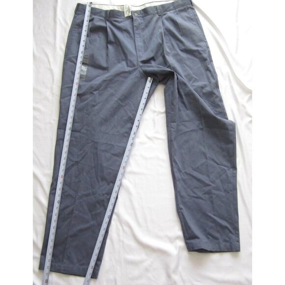 New W/ Tag Men LL Bean Double L Classic Fit Cotton Pants Sz 44W x 29L (MP297) - Picture 4 of 5